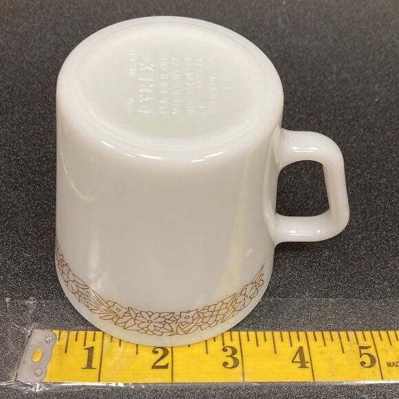 Pyrex Woodland 1410 Milk Glass D Handle Replacement Coffee Cup - Picture 10 of 10